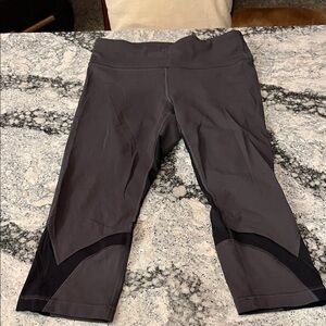 Lululemon Athletica  size 10 Gray and Black Leggings